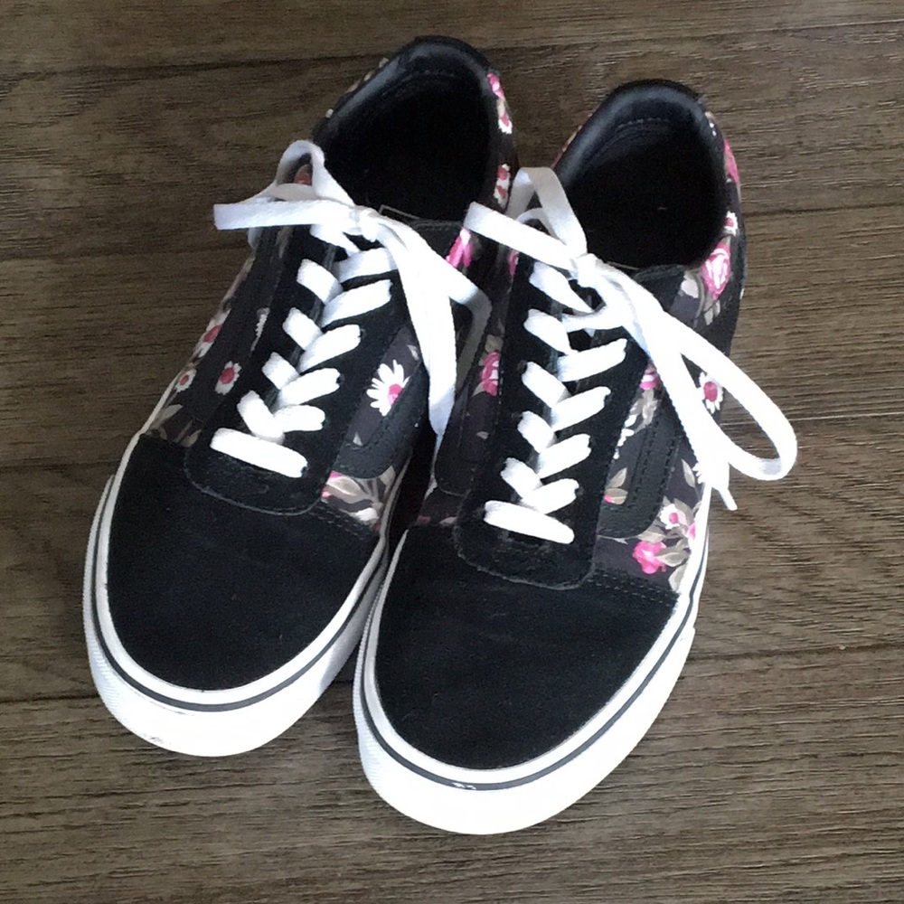 Vans Off The Wall Black Suede And Floral Print